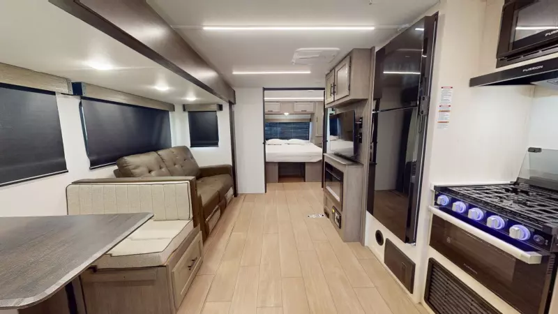 25RB Floorplan Main Room